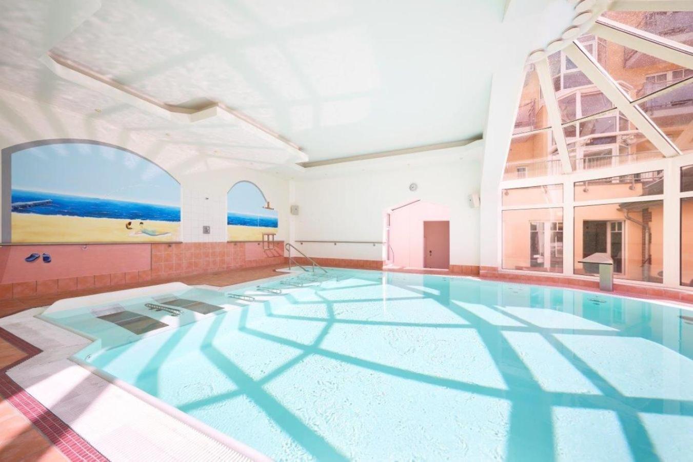 Strand- Und Wellnesshotel Preussenhof Zinnowitz Exterior foto