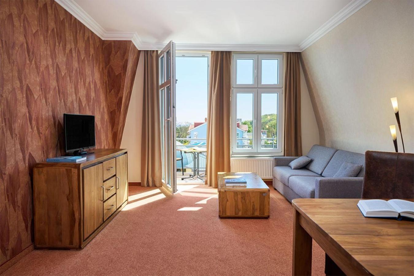 Strand- Und Wellnesshotel Preussenhof Zinnowitz Exterior foto
